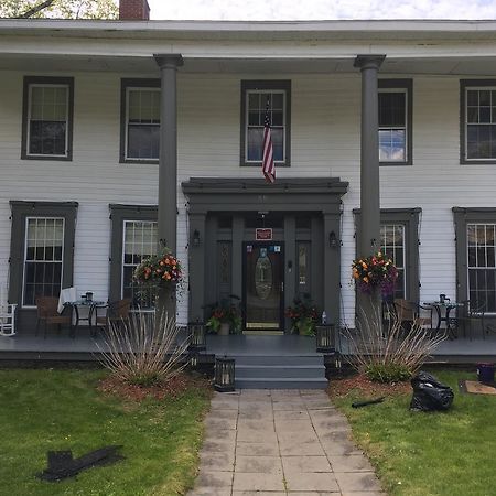 Brookside Inn At Laurens Exterior foto