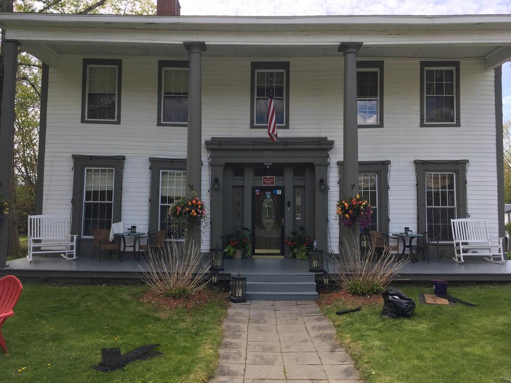 Brookside Inn At Laurens Exterior foto